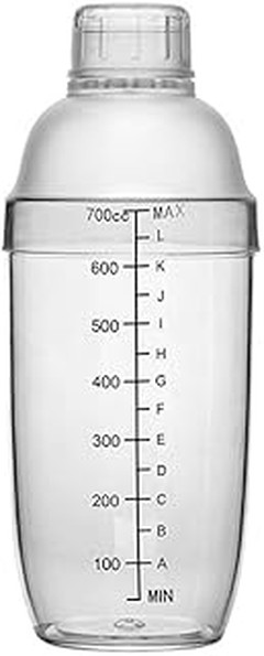 Cocteleras de plástico y metálicas: ¿Cuál es mejor para exteriores?