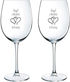 Comparativa de Materiales en Copas de Vino Grabadas y Personalizadas