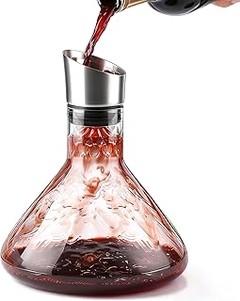 Conoce el precio promedio de los decantadores de vino con aireador