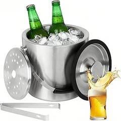 Descubre las ventajas de las cubiteras con pinzas y tapa para tus bebidas