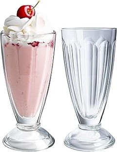 Descubre las ventajas de usar vasos de cóctel para helados y batidos